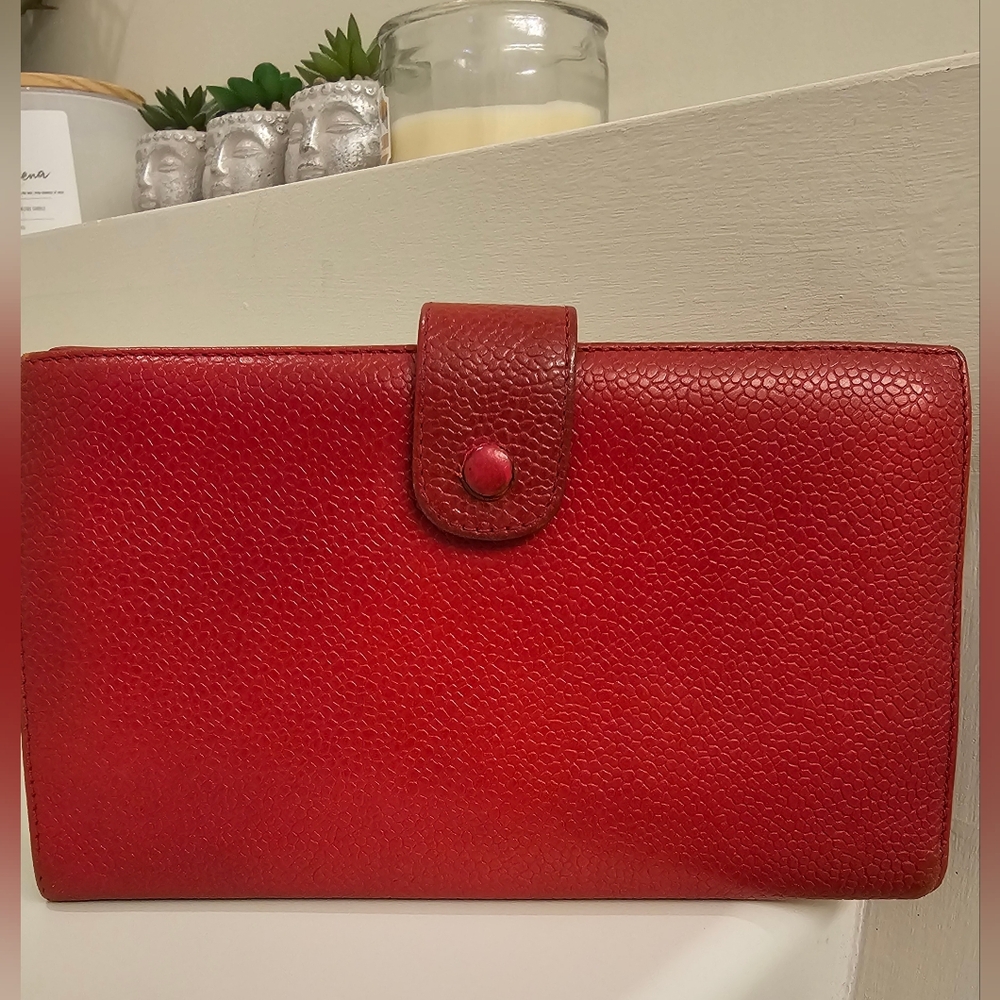 CHANELl Caviar Red Leather Wallet - Picture 2 of 10